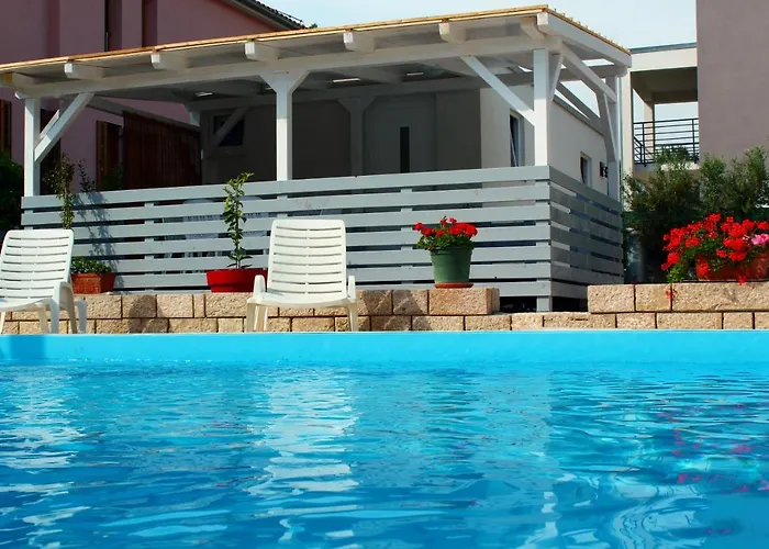 Vice With Pool 아파트 파코스탄