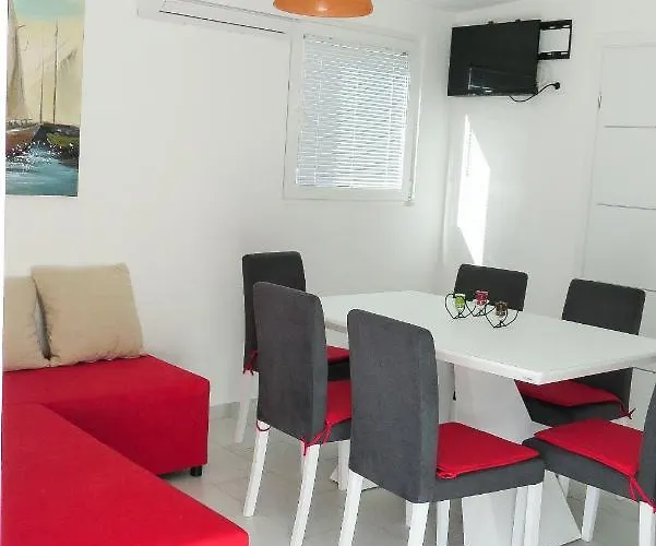 아파트 Vice With Pool *