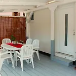 Apartman Vice With Pool Pakostane