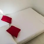 Vice With Pool Apartman