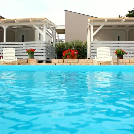 Vice With Pool