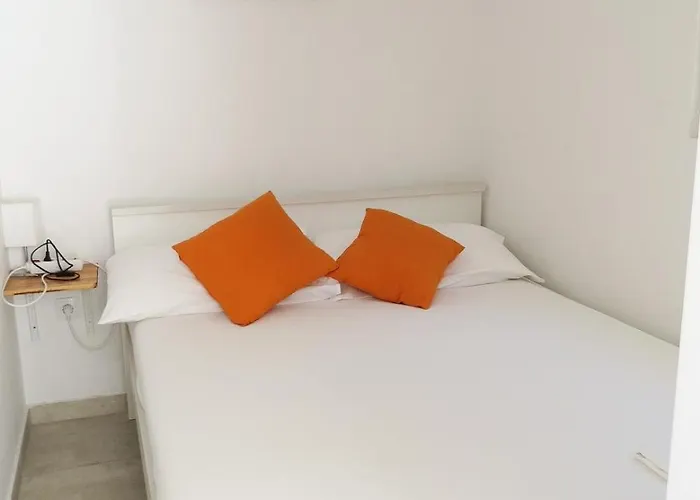 Vice With Pool * פאקוסטאן