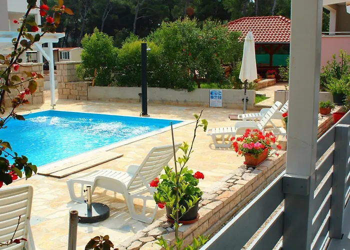 Vice With Pool דירה פאקוסטאן